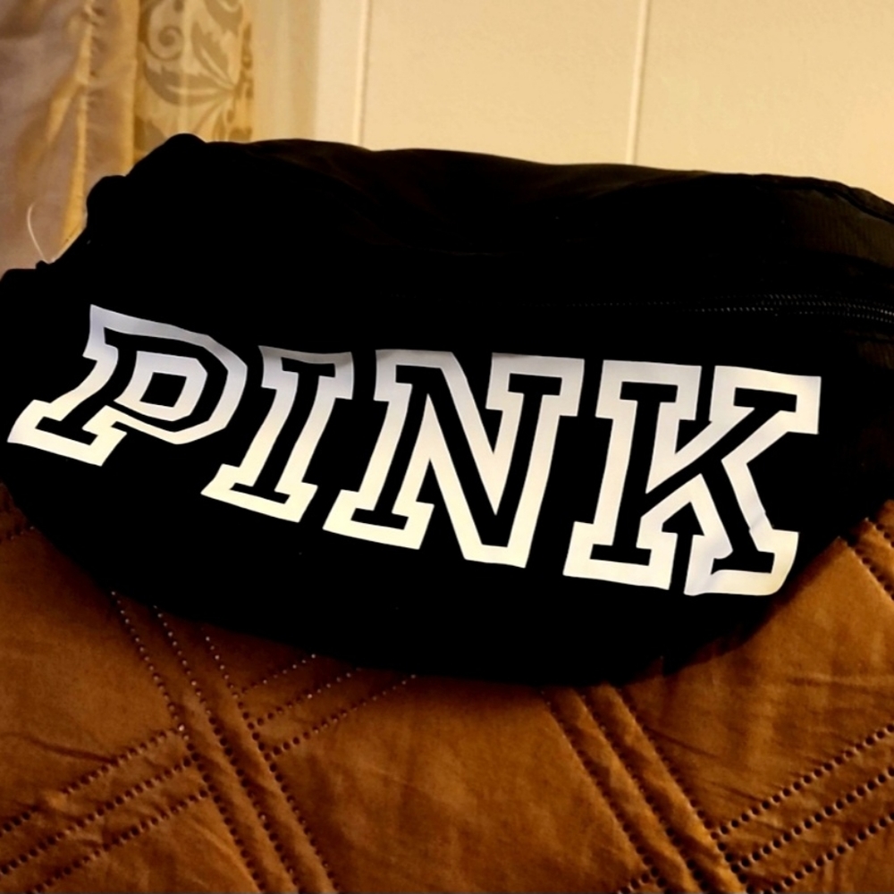 NWT Victoria's Secret PINK CONVERTIBLE BACKPACK FANNY PACK black